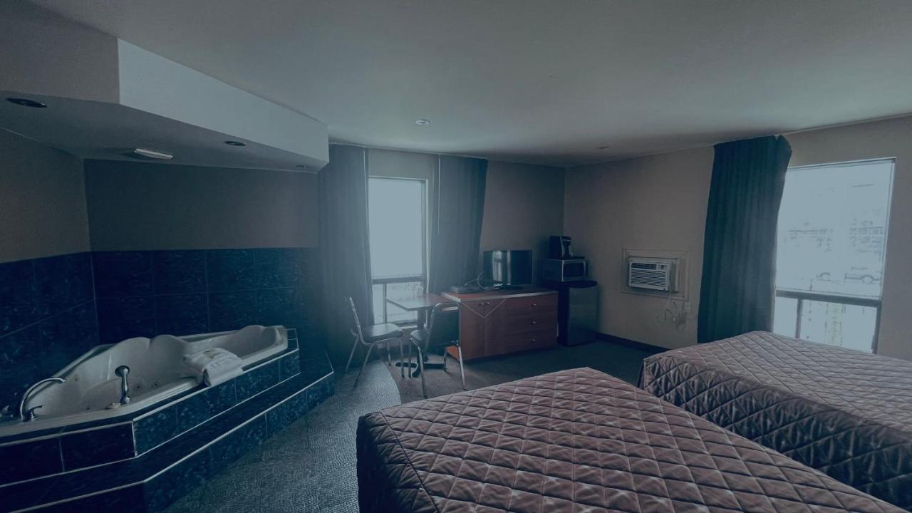 Motel Falcon Brossard Ngoại thất bức ảnh