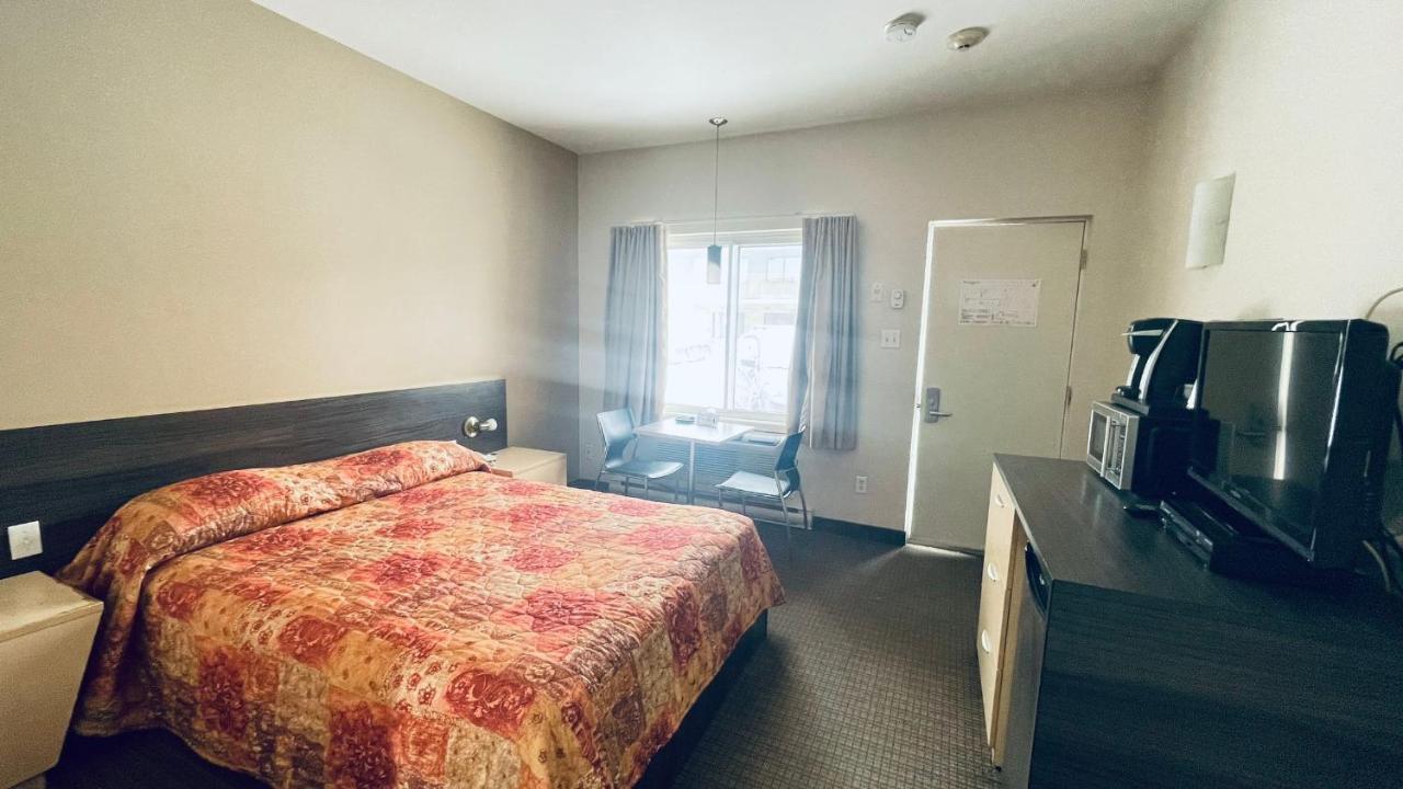 Motel Falcon Brossard Ngoại thất bức ảnh