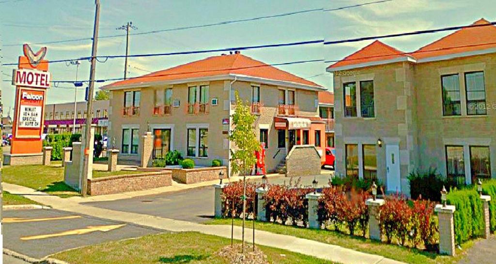 Motel Falcon Brossard Ngoại thất bức ảnh